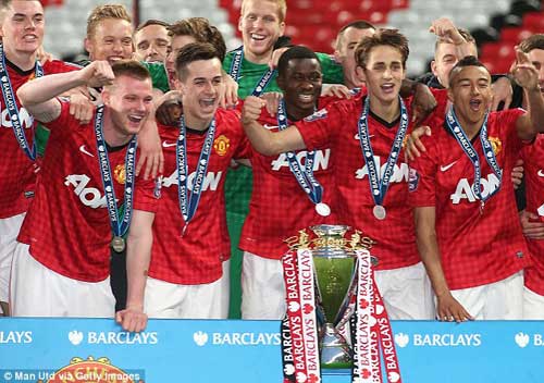 4 nhiệm vụ quan trọng của Moyes ở MU - 2