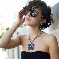 Thời trang công sở - Phối đồ hấp dẫn cho tóc bob xoăn