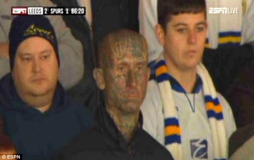 Fan cuồng MU xăm hình siêu khủng - 8