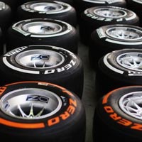 Thể thao - F1: Cuộc chiến về lốp chưa có hồi kết