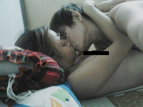 Teen lại tung ảnh nude táo bạo - 2