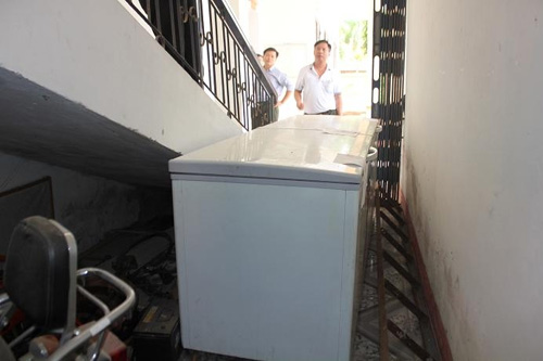 Bắt quả tang vụ nghi nấu cao hổ ở nhà GĐ - 2