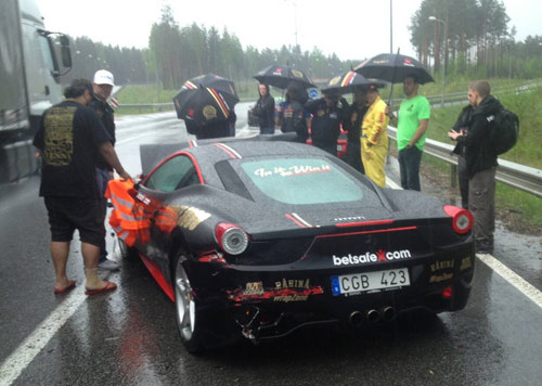 “Ngựa hoang, bò mộng” tử nạn tại Gumball 3000 - 10
