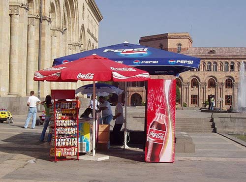 Coca và Pepsi: Những pha “dìm hàng” kinh điển - 8