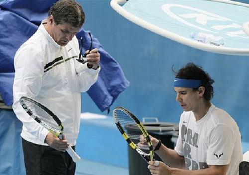 Toni Nadal chê Federer ở Roland Garros - 1