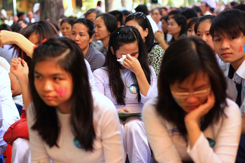 Mẹ khóc cùng con ngày chia tay mái trường - 9