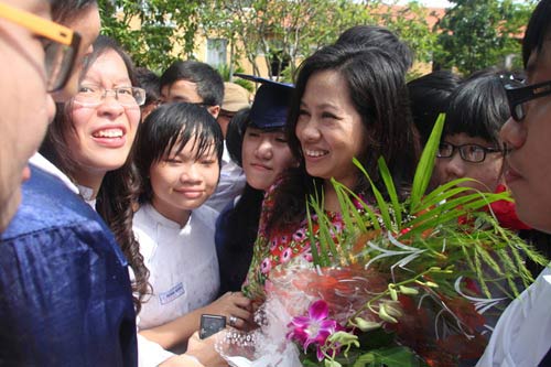 Mẹ khóc cùng con ngày chia tay mái trường - 7