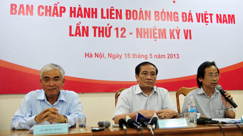 Thường trực VFF chính thức hoãn đại hội - 1