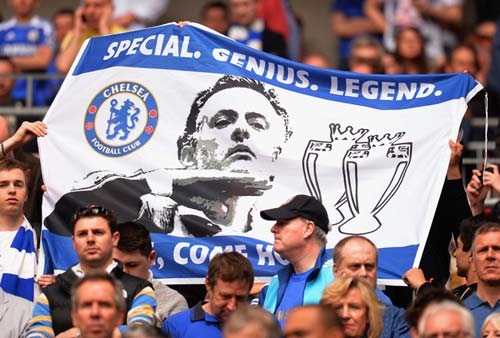 Chốt ngày Mourinho ký HĐ Chelsea - 1