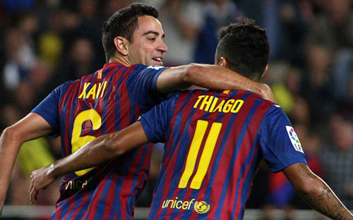 Xavi khuyên Thiago phải biết kiên nhẫn - 1