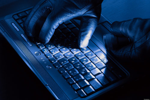 Cựu quan chức Mỹ hối thúc trả đũa hacker TQ - 1