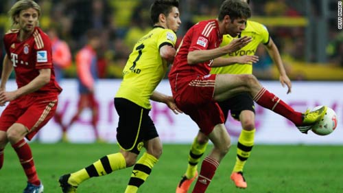 Nhà cái: Muller ghi bàn, Bayern vô địch - 1
