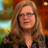 Tin tức trong ngày - Cô giáo can đảm chất vấn kẻ giết lính Anh