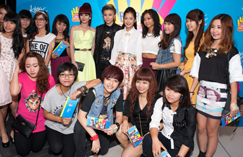 Đông Nhi xinh như búp bê - 6