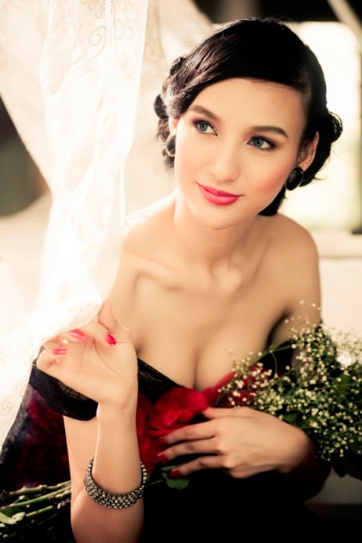 Mỹ nhân Cự Giải: Hot và sexy - 9