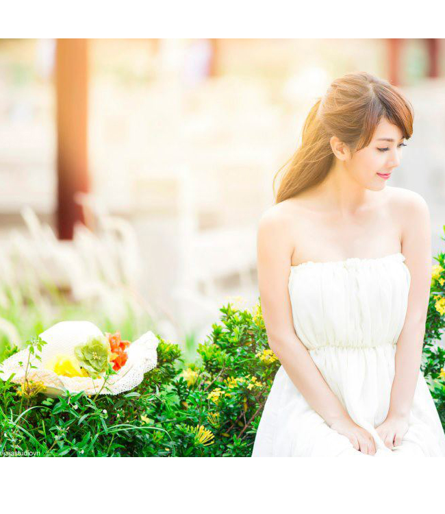 Nổi tiếng khá nhanh chóng nhưng Linh vẫn muốn tập trung phần lớn thời gian cho việc học của mình, để cố gắng trở thành một người kinh doanh giỏi như đúng ước mơ. Dù vậy, cô bạn cũng không giấu giếm khát khao theo đuổi con đường nghệ thuật, đặc biệt là điện ảnh.
