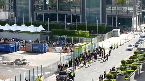 CK Cup C1: CĐV Bayern-Dortmund hỗn chiến - 3