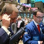 S&P 500 giảm tuần đầu tiên kể từ giữa tháng 4