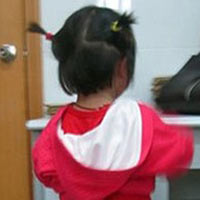 Phi thường - kỳ quặc - Bé gái 1 tuổi đã dậy thì