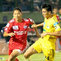 Bóng đá - B.BD – Thanh Hóa: “Điên cuồng” đôi công
