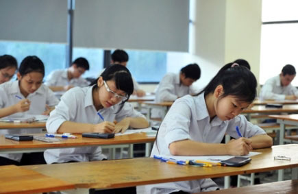 Bộ GD cấm thu tiền tốt nghiệp sai quy định - 1