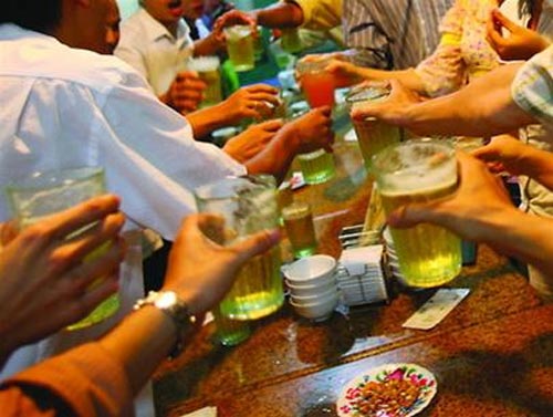 Đầu độc da vì làm... ma men - 1