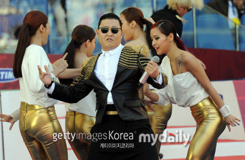 Psy bị phân biệt chủng tộc - 1