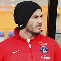 Bóng đá - Becks mua xe tặng mẹ