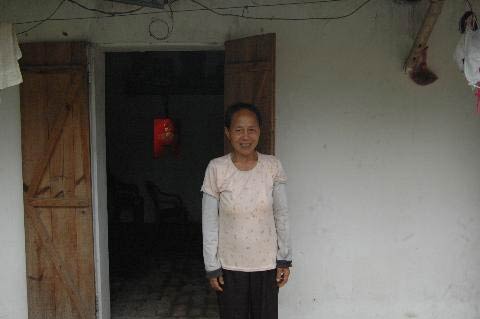 Bi kịch không được nghèo - 2