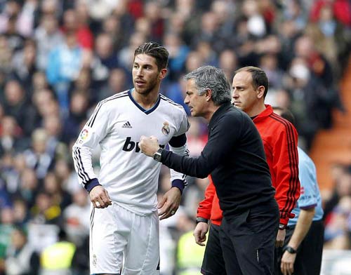Ramos: Mourinho ra đi không vì áp lực - 1