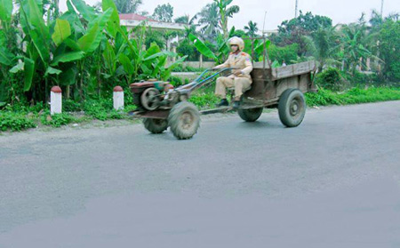 10 hình ảnh vui về cảnh sát giao thông - 7