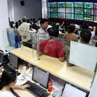 Tin chứng khoán - TTCK sáng 29/5: Ầm ầm rút tiền khỏi thị trường