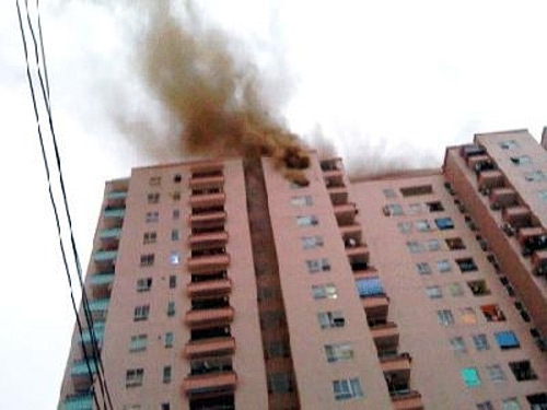 Dùng trực thăng chữa cháy: Không đơn giản - 1