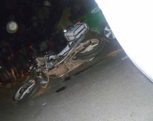 Đà Lạt: Môtô CSGT tông nát xe máy - 1