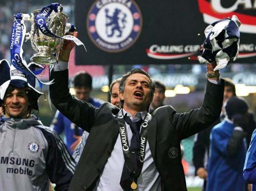 Mourinho về Chelsea: Bóng đá đẹp, hay thực dụng? - 1
