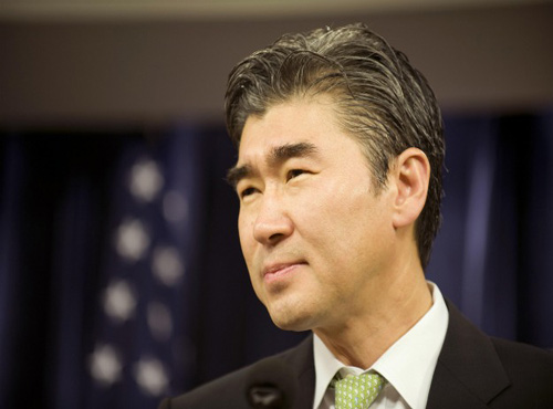 Đại sứ Mỹ nhận bằng tiểu học ở Seoul - 2