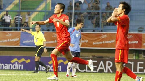 Văn Quyết làm thủ lĩnh U23 Việt Nam - 1