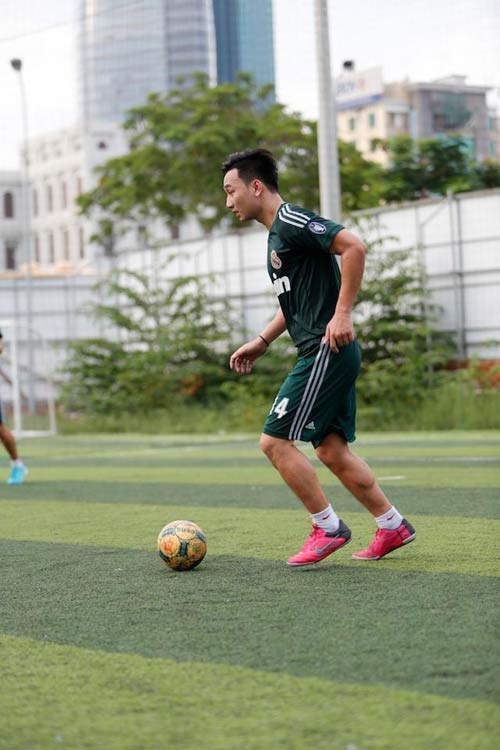 Những “dị nhân” sân phủi Hà Nội (Kỳ 3) - 2