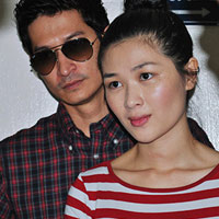 Hậu trường phim - Huy Khánh không rời vợ mới nửa bước