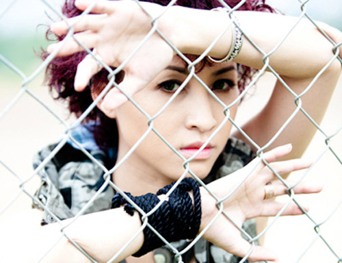 Bầu sô bức xúc vì "gà" bị giam giữ - 3