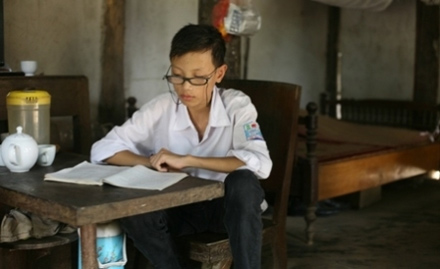 Tai ương giáng xuống mái tranh nghèo - 3