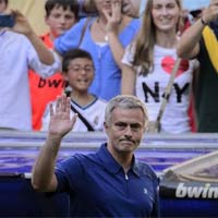 Bóng đá - Mourinho đã bay tới London