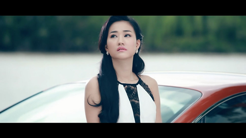 Maya tình tứ bên bạn nhảy - 8