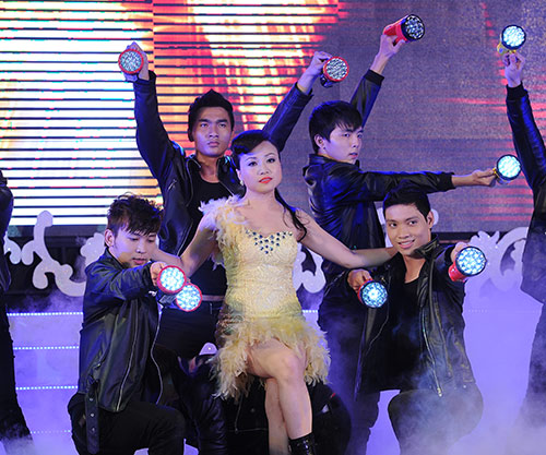 Hoàng Châu tung DVD liveshow “khủng” - 1