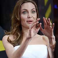 Phim mới - Angelina xõa mạnh ở Berlin