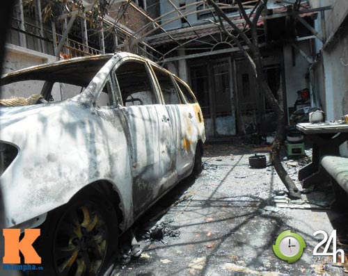 Nổ giữa trưa, 2 mẹ con bị lửa thiêu - 4