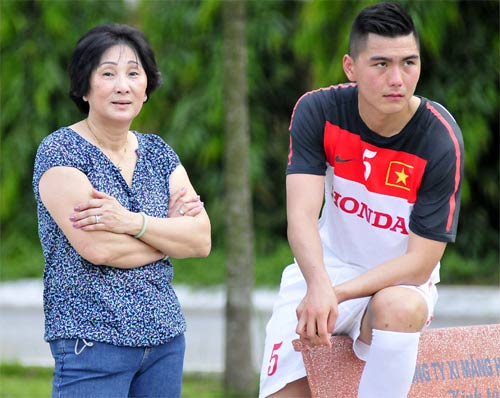 Michel Lê bấp bênh cơ hội trụ lại U23 VN - 2