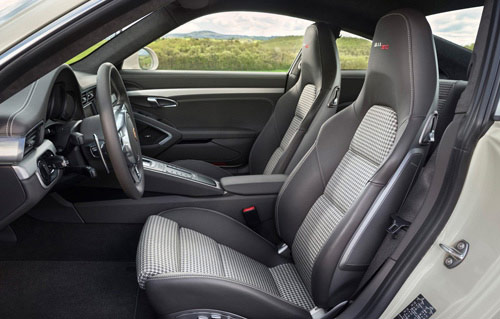 Porsche 911 bản đặc biệt giá 124.100 USD - 10