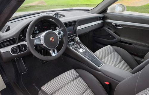 Porsche 911 bản đặc biệt giá 124.100 USD - 7