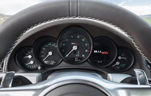 Porsche 911 bản đặc biệt giá 124.100 USD - 8